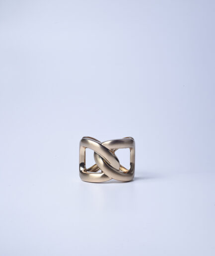 Knot bangle