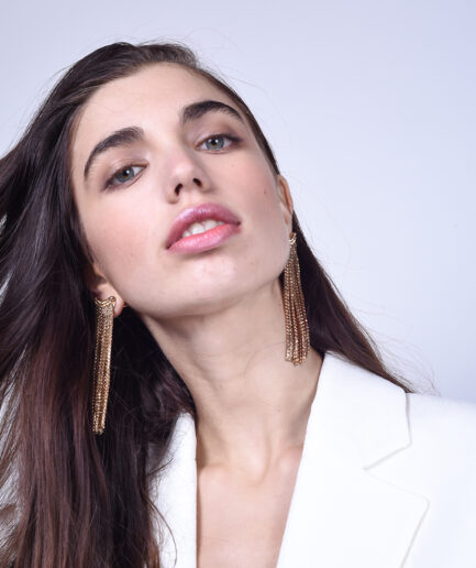 Shimmering earcuff