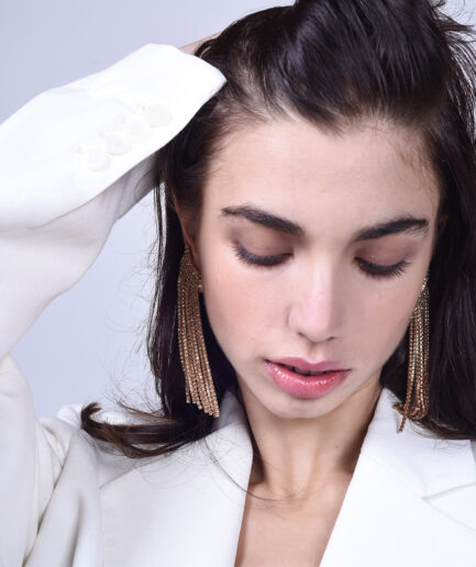 Shimmering earcuff