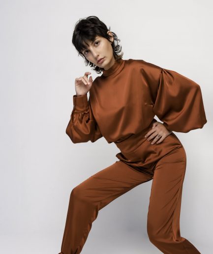 Blusa "Blair" color tabacco