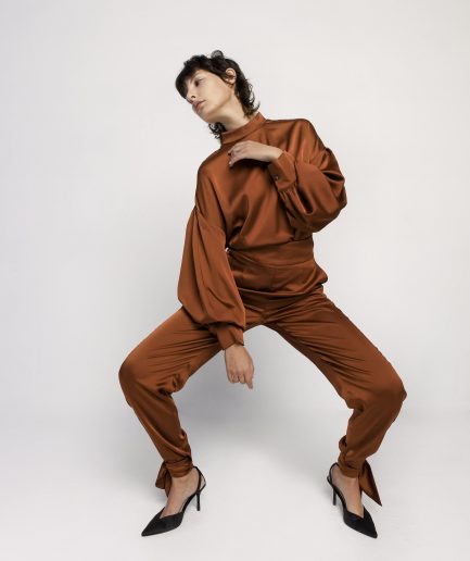 Blusa "Blair" color tabacco