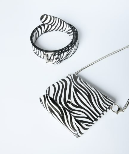 Cintura con mini bag zebra